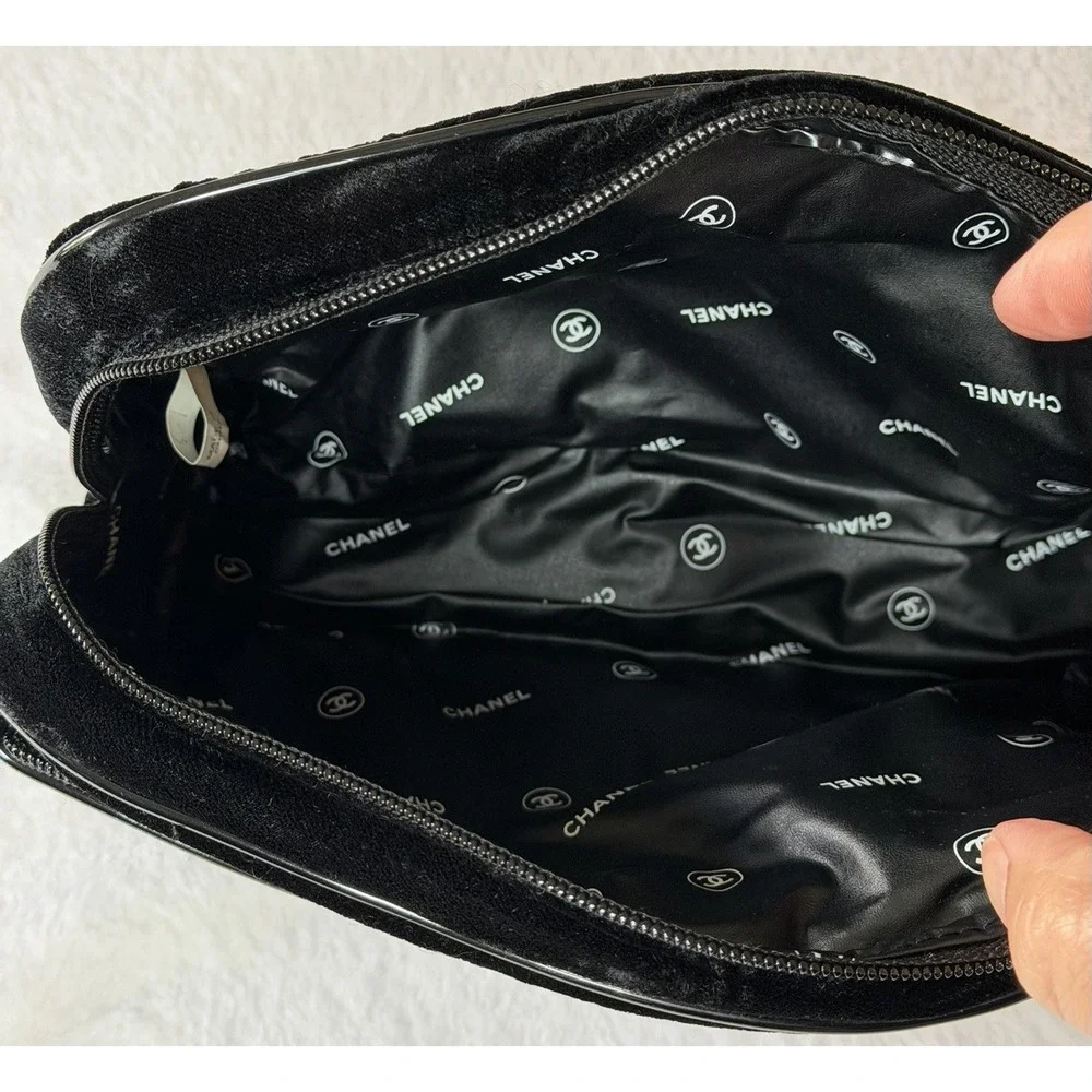Chanel Parfume Black Velvet Cosmetic Toiletries Bag 2 Pockets Perfume EUC
